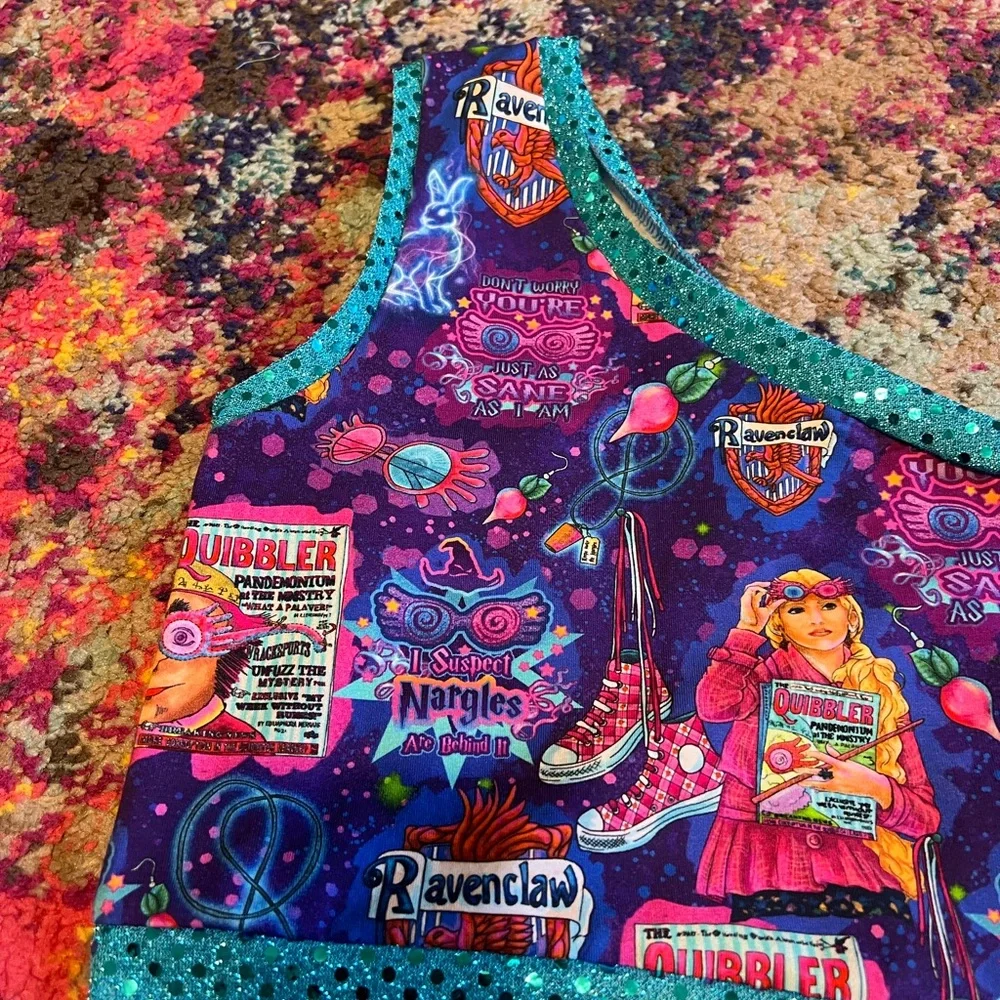 Handmade one shoulder crop and mesh bead skirt Set in Harry Potter pattern - Picture 5 of 8